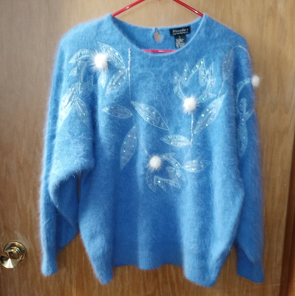 Venesha angora sweater